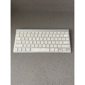 Genuine Apple A1314 wireless bluetooth keyboard not working, AS-IS for parts